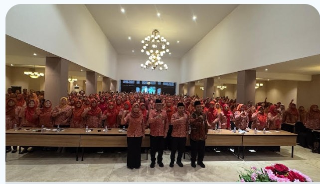 Pemkab Mojokerto Sosialisasikan Disiplin ASN dan Pembinaan Rumah Tangga bagi Guru SD Negeri