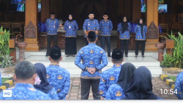 HUT Korpri ke-54, Pemkot Mojokerto Salurkan Bantuan bagi Balita Stunting dan Lansia Sebatang Kara