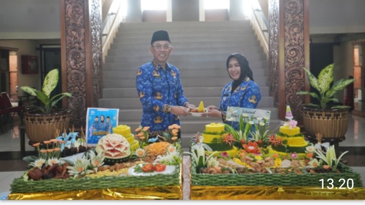 Pemkot Mojokerto Gelar Upacara HUT ke-54 Korpri, HUT ke-80 PGRI, dan Hari Guru Nasional 2025